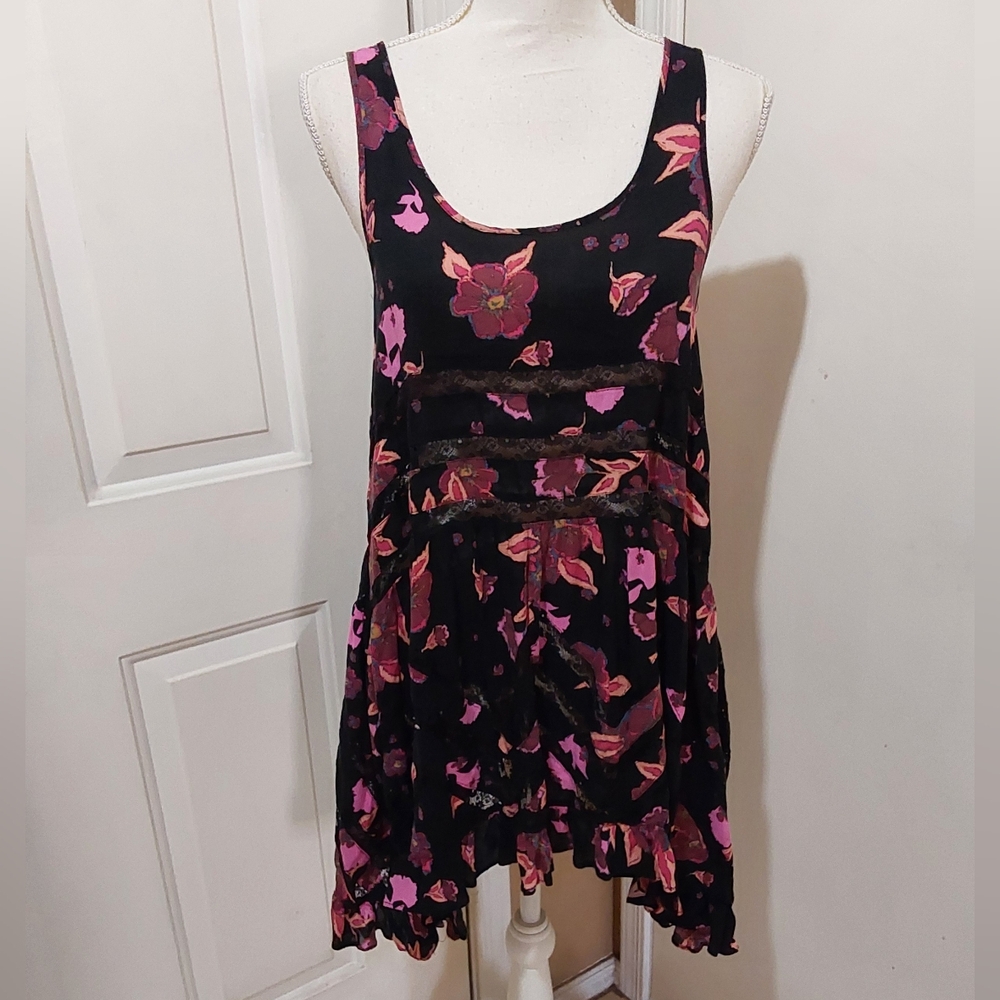 🌺 Like New Free People Intimately Floral & Lace Dress